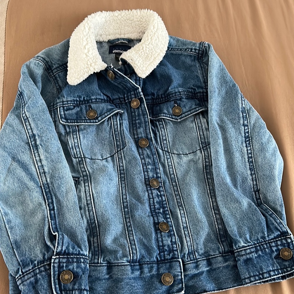 basic editions jean jacket in great condition no stains
